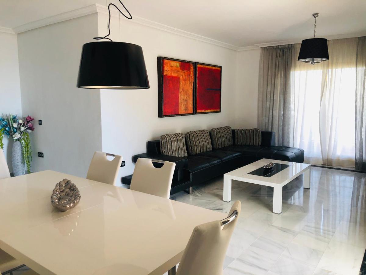 Rentcostadelsol Fuengirola Dona Sofia A Εξωτερικό φωτογραφία
